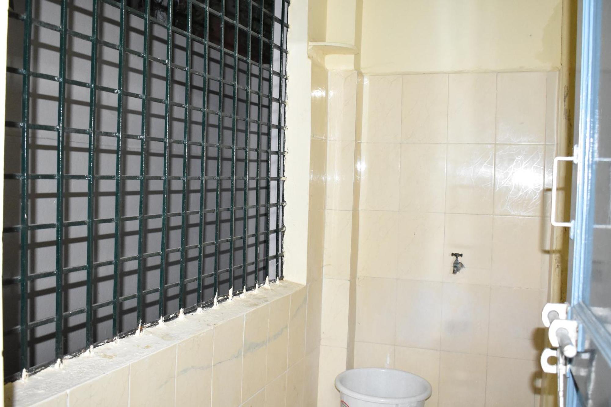 Sannidhi Service Apartments 蒂鲁帕蒂 外观 照片