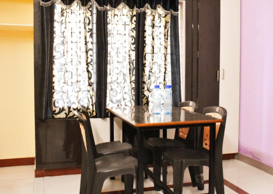 Sannidhi Service Apartments 蒂鲁帕蒂 外观 照片
