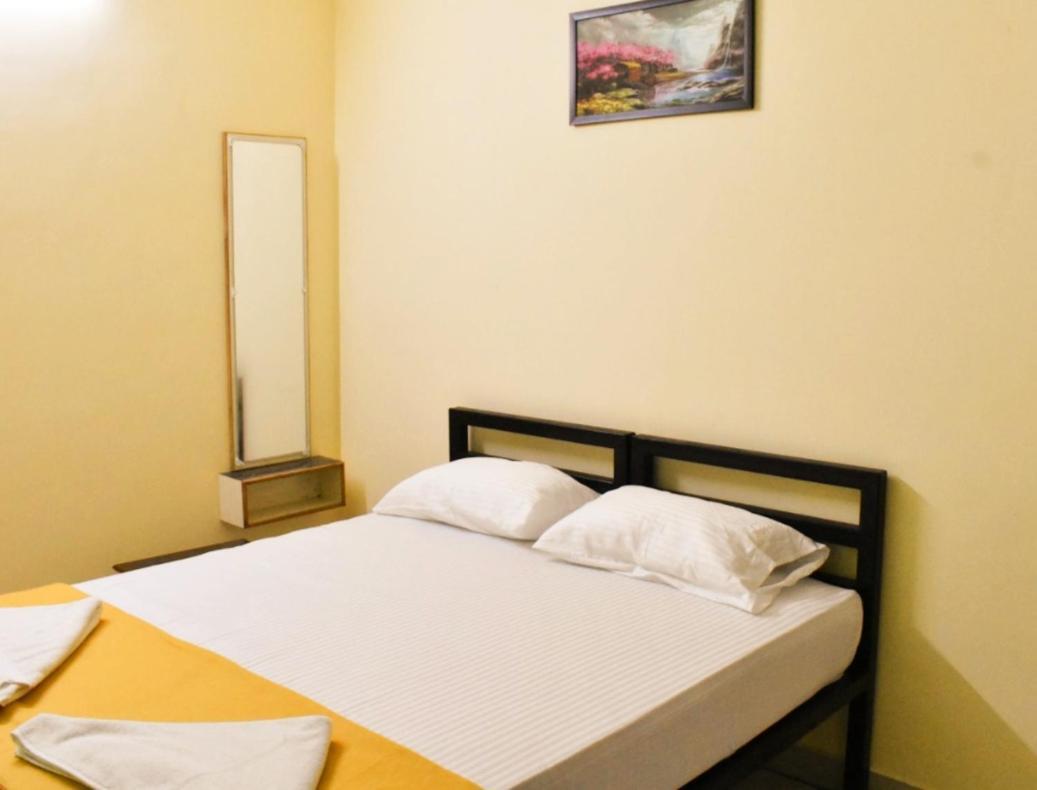 Sannidhi Service Apartments 蒂鲁帕蒂 外观 照片